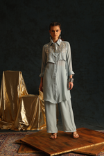 Long shirt set with a high-low waistcoat(Light blue) | Enech