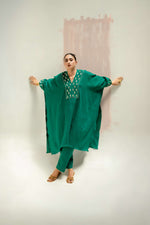 Moroccan Star Kaftan with Pants - Green | Prahnaaya