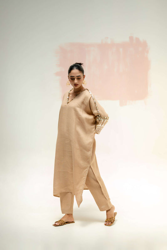 Chamakeen Antifit Linen Kurta with Pants - Beige | Prahnaaya