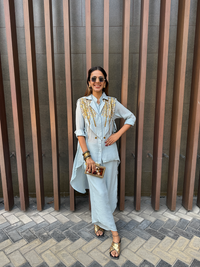 Waterfall shirt set with a cape blazer waistcoat(light blue) | Enech
