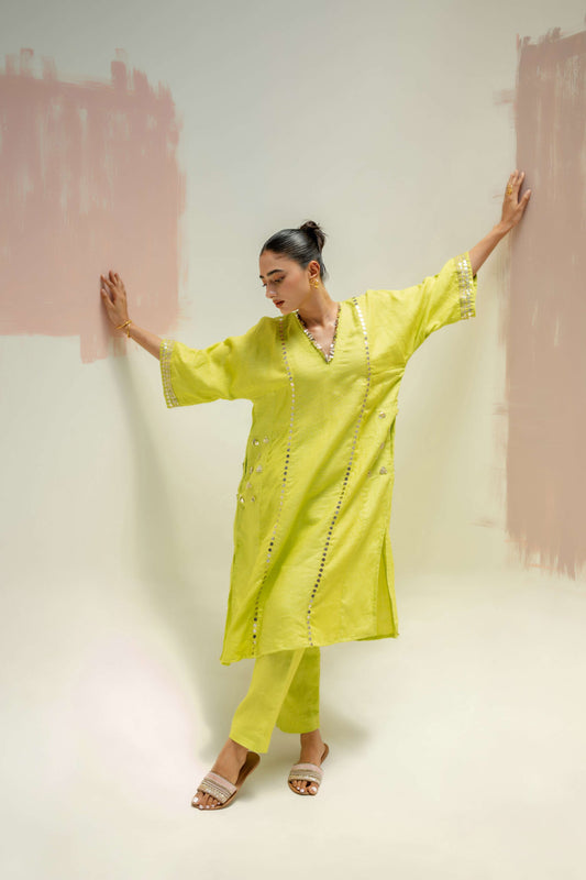 Aaram Choga Kurta with Pants - Neon | Prahnaaya