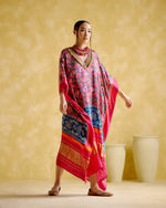 Advaita- Fushia Kaftan | 5Elements