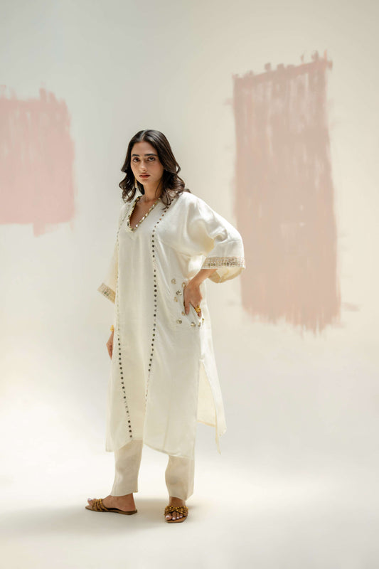 Aaram Choga Kurta with Pants - White | Prahnaaya