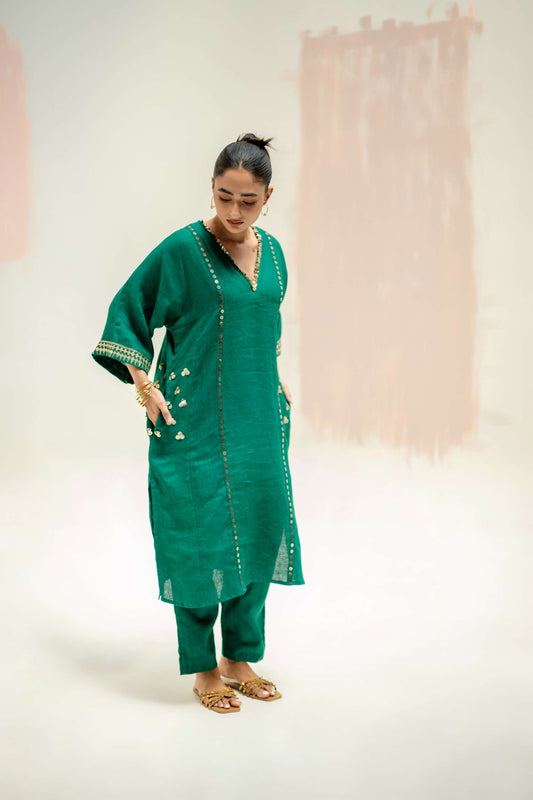 Aaram Choga Kurta with Pants - Green | Prahnaaya