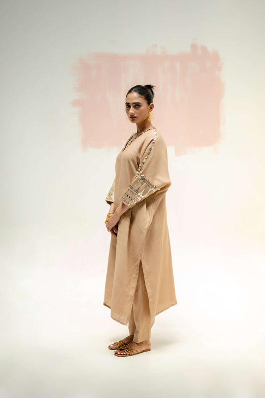 Chamakeen Antifit Linen Kurta with Pants - Beige | Prahnaaya