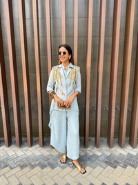 Waterfall shirt set with a cape blazer waistcoat(light blue) | Enech