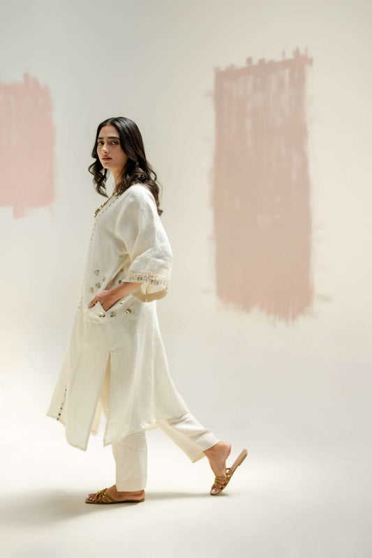 Aaram Choga Kurta with Pants - White | Prahnaaya