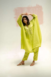 Moroccan Star Kaftan with Pants - Neon | Prahnaaya