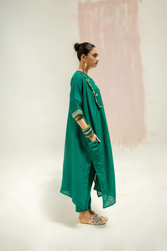 Longline Kaftan Kurta with Pants - Green | Prahnaaya