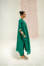 Longline Kaftan Kurta with Pants - Green | Prahnaaya