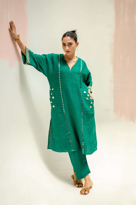 Aaram Choga Kurta with Pants - Green | Prahnaaya