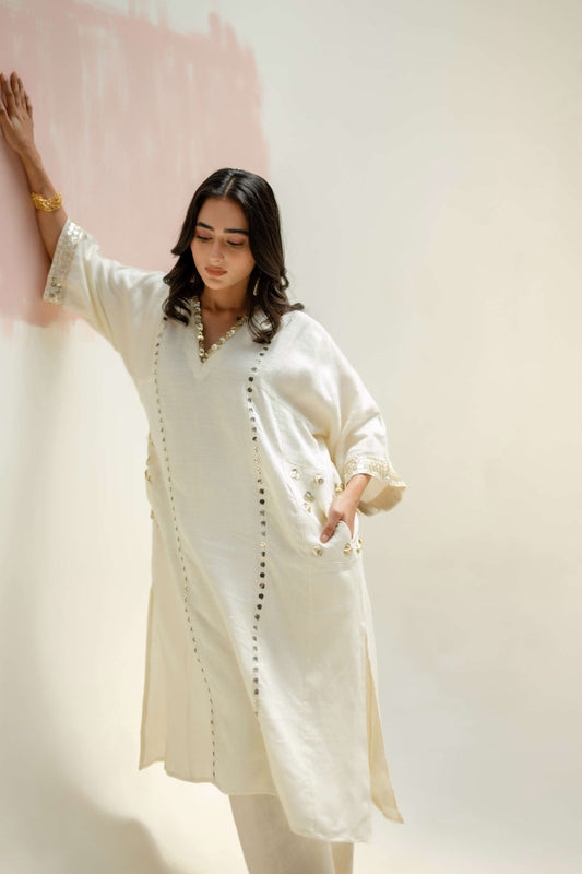Aaram Choga Kurta with Pants - White | Prahnaaya