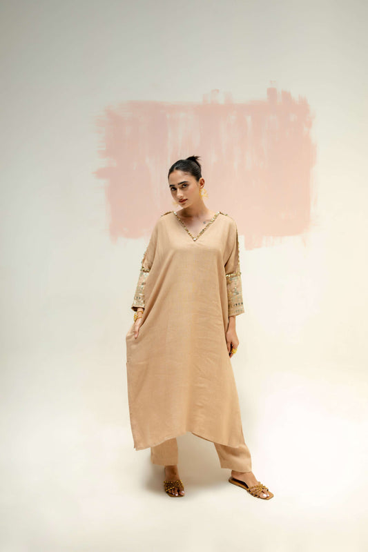Chamakeen Antifit Linen Kurta with Pants - Beige | Prahnaaya