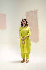 Mandarin Collar Kurta and Pants - Neon | Prahnaaya