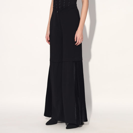 Asuka pleated pants - Black | Linetribe