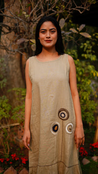 LIGHT SAGE SLEEVELESS DRESS | Linen Bloom