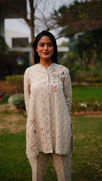 BEIGE STAR PRINT SHIRT | Linen Bloom