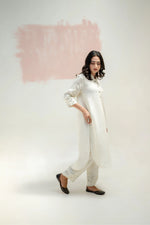 Mia Slim Kurta and Hand embroidered Pants - White | Prahnaaya