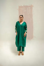 Chamakeen Antifit Linen Kurta with Pants - Green | Prahnaaya