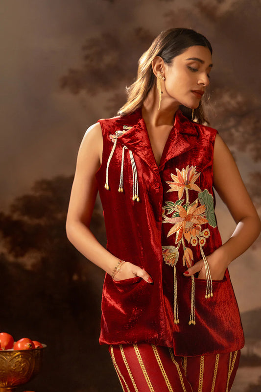 Red Aarani appliqué blazer set | Soup by Sougat Paul